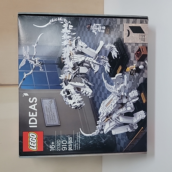 LEGO IDEAS *RETIRED&COLLECTIBLE* Dinosaur Fossils Building Kit (910 Pieces) NIB - Picture 3 of 11